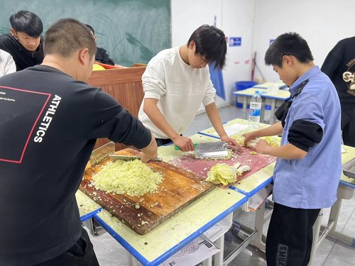 增进师生感情