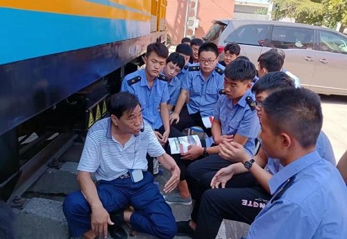微信图片_20210913182046.jpg 高中毕业生开放报名