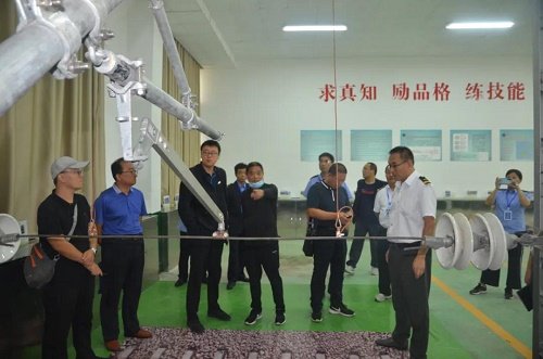 涵盖铁路运输